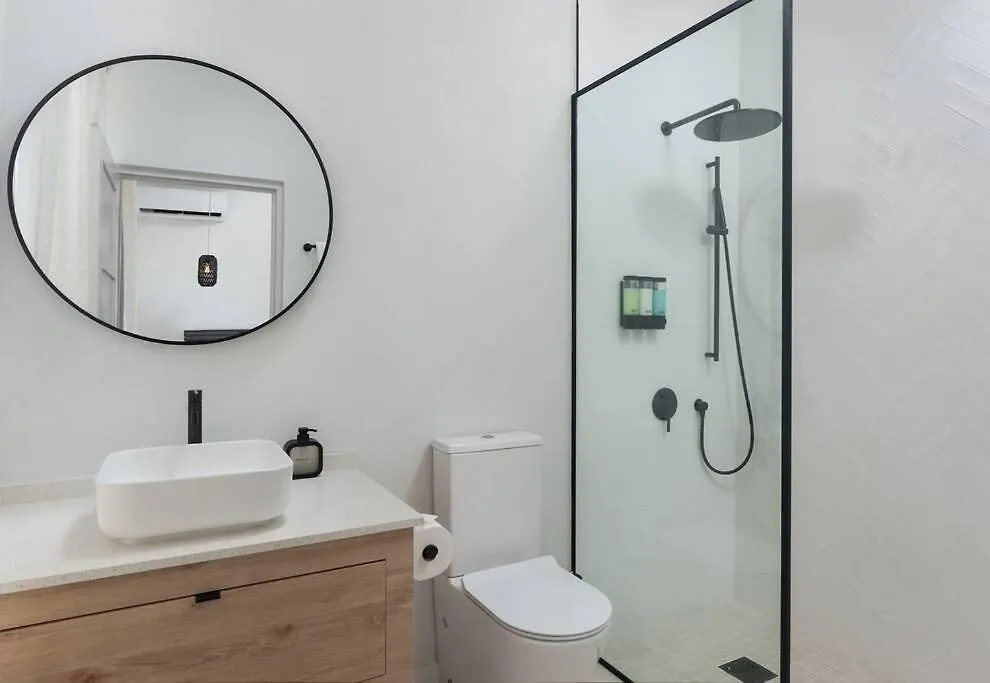 Steps To Beach Cozy Porters 3 Bed Townhome 圣詹姆斯